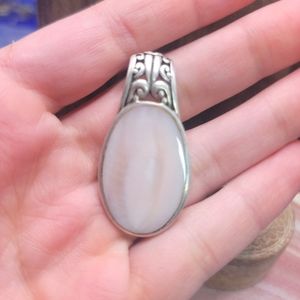 925 STERLING SILVER FILIGREE MOTHER OF PEARL PENDANT (002BRPN)